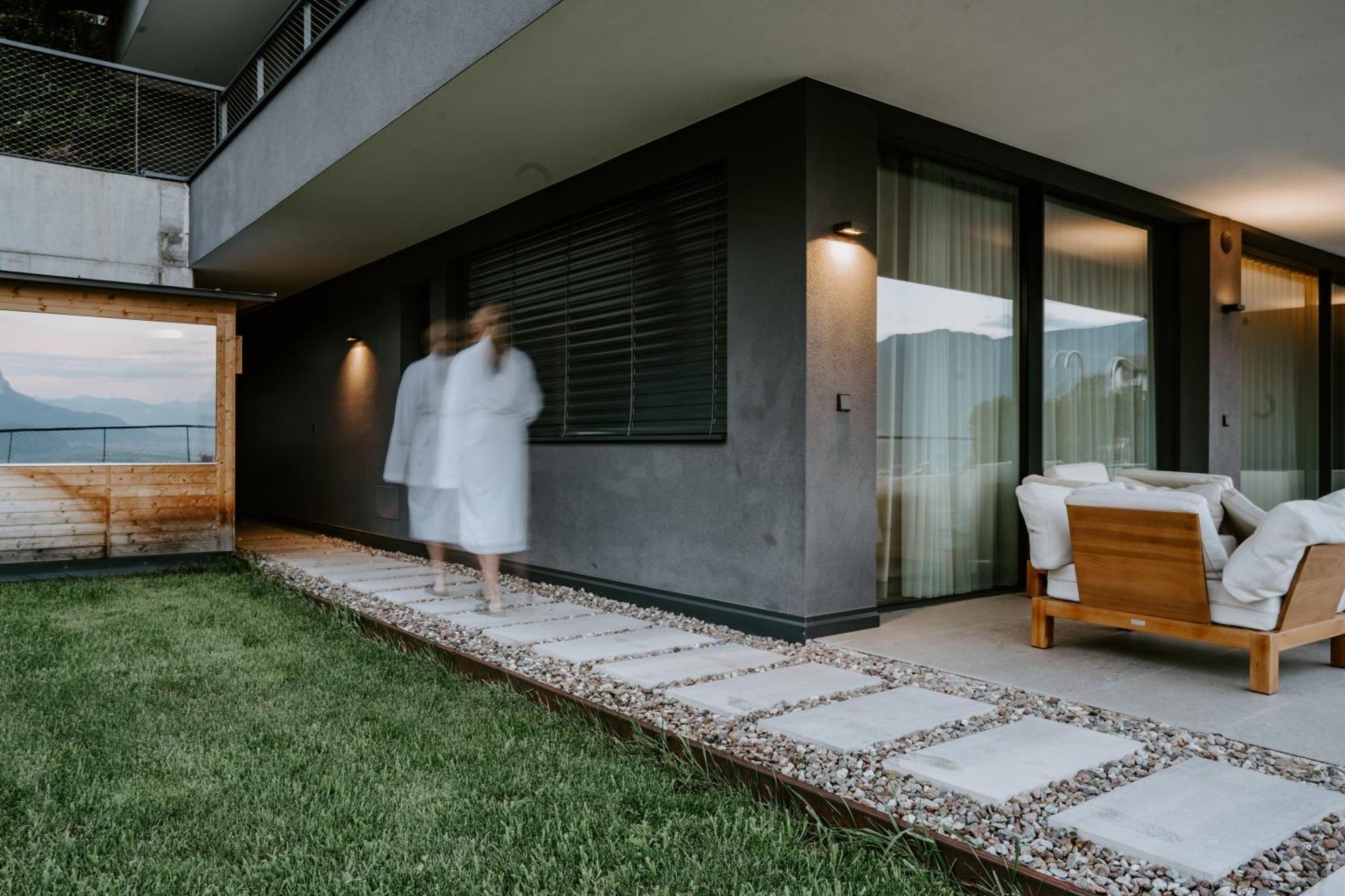 Arua Private Spa Villas Мерано Екстериор снимка