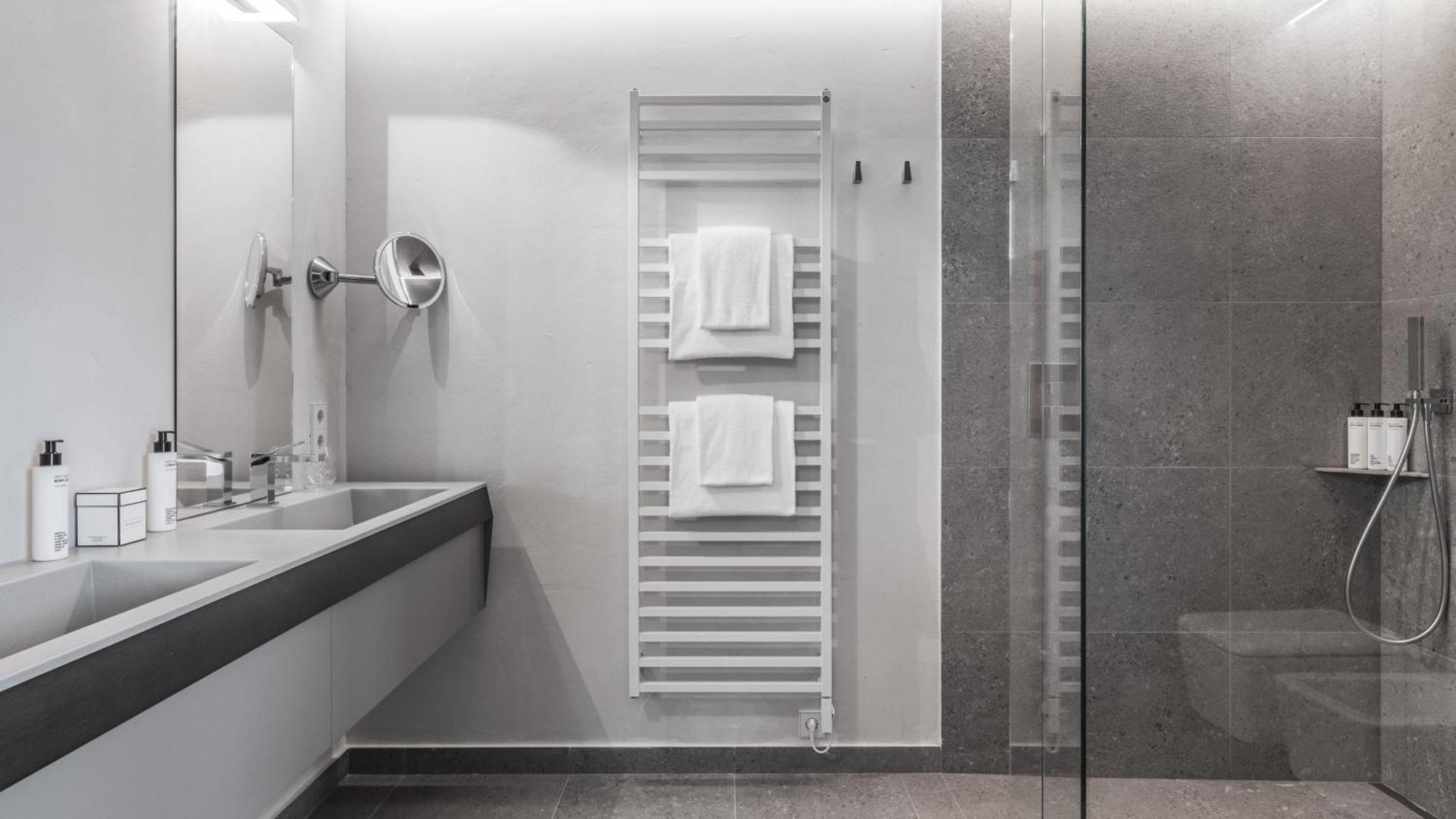 Arua Private Spa Villas Мерано Екстериор снимка