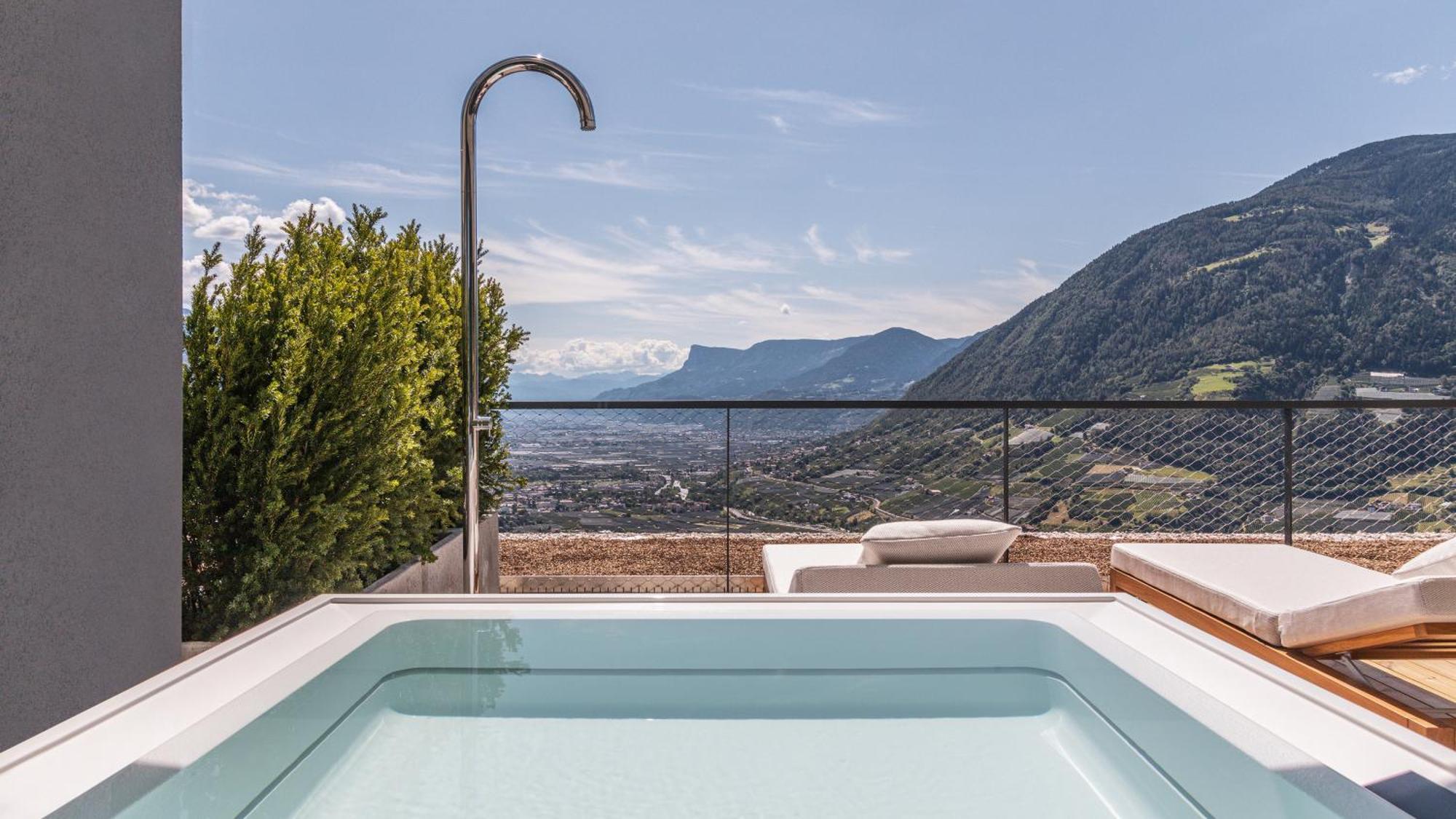 Arua Private Spa Villas Мерано Екстериор снимка