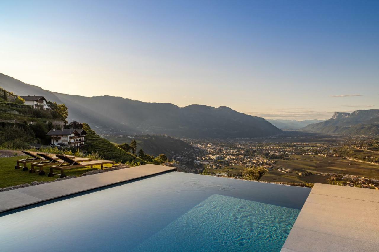 Arua Private Spa Villas Мерано Екстериор снимка