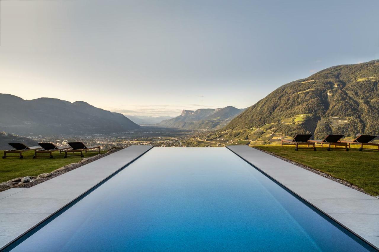 Arua Private Spa Villas Мерано Екстериор снимка